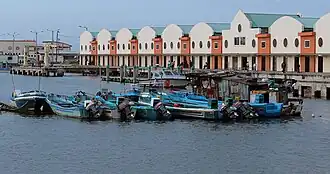 Fischereihafen in Esmeraldas