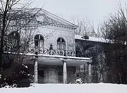 Mittelrisalit der Hauptfassade mit Portikus