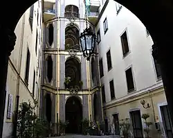 Palazzo Capuano, Treppenhaus