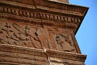 Fassadendekorationen: Detail.