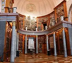 Der ovale Bibliotheksanbau