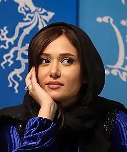 Hauptdarstellerin Parinaz Izadyar und Regisseur Saeed Roustayi