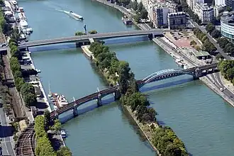 Abzweig des Raccordement de Boulainvilliers (nach rechts) mit dem Pont Rouelle über die Seine