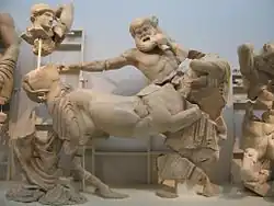 Theseus links und Zweiergruppe