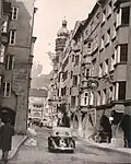 Die Herzog-Friedrich-Straße 1963 noch mit Autoverkehr