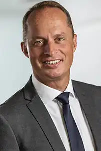 Porträt von Peter Schneidewind