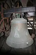 Eine der vier Bronzeglocken