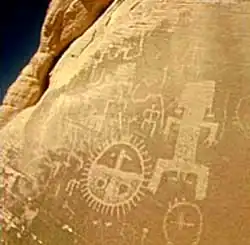 Felszeichnungen im Park