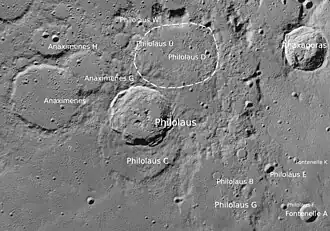 Philolaus mit Nebenkratern (LROC-WAC)