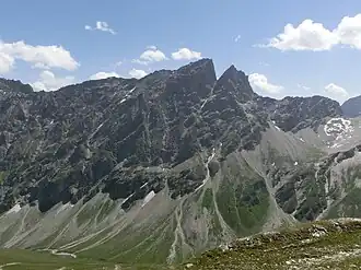 Piz Forbesch, aufgenommen vom Piz Mez