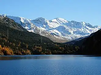 Piz Grevasalvas, aufgenommen vom Marmorerasee.