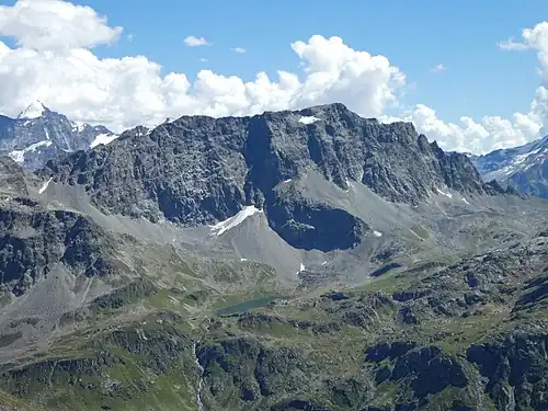 Der Piz Lagrev mit dem Leg Grevasalvas von Nordwesten, aufgenommen vom Piz Neir.