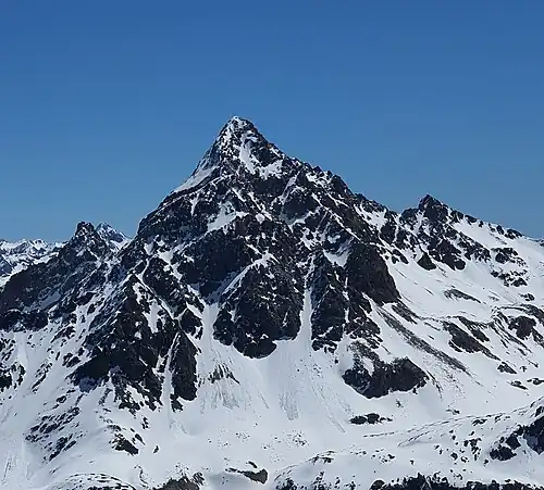 Luftlinie nur knapp 3,7 km entfernt: Der Piz Ot.
