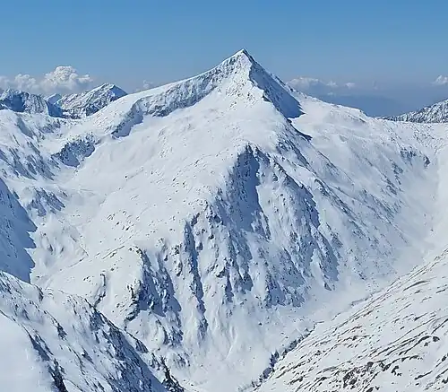 Blick nach Süden zum Pizz Gallagiun.
