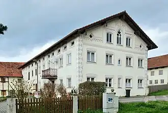 Polding 6, Wohngebäude