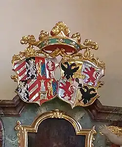 Allianzwappen der Grafen von Polheim und von Winkelhausen, am rechten Seitenaltar der kath. Kirche St. Pankratius in Schwetzingen
