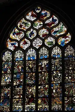 Fenster mit Szenen aus dem Leben Jesu