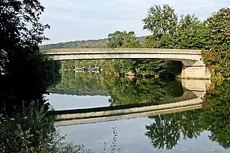 Pont de Luzancy