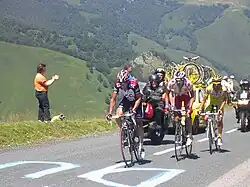 Tour de France 2007: Die Fahrer Carlos Sastre, Juan Mauricio Soler und Iban Mayo kurz vor dem Col d’Erroymendi.