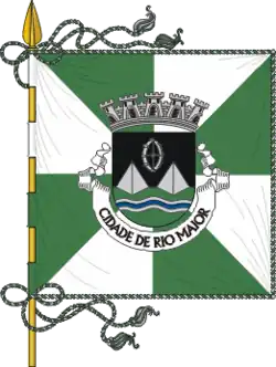 Flagge von Rio Maior
