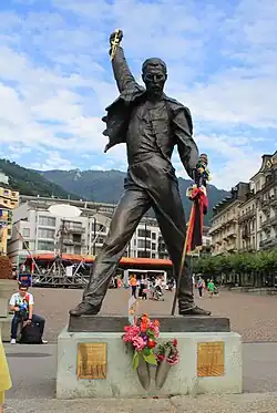 Statue in Montreux (2014)