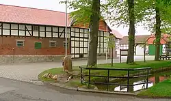 Dorfmitte mit Schunter