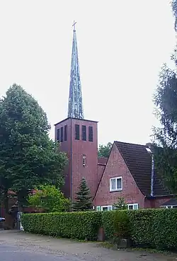 Katholische Kirche Sankt Annen mit Pfarrhaus am Schmuggelstieg