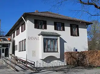 Altes Rathaus von 1955 bzw. 1972 bis 2015 Abriss Frühjahr 2018 48.1139911.371005