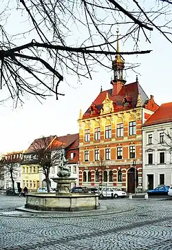 Rathaus und Centaurenbrunnen in Frohburg, der sechstgrößten Stadt