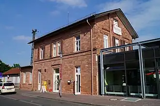 Bahnhofsgebäude