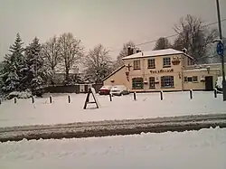 Pub The Red Lion in Shreding Green