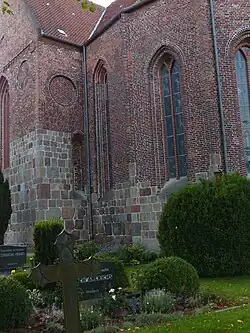 Chor und Querhaus von Südosten, Rundblenden