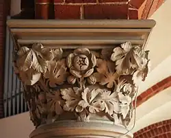 Detailfoto eines Kapitells