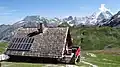 Die Schutzhütte mit Blick auf den Grand Bec und die Grande Casse.