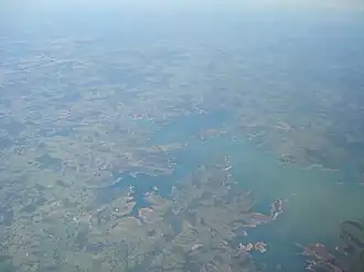 Luftaufnahme des Stausees (2010)