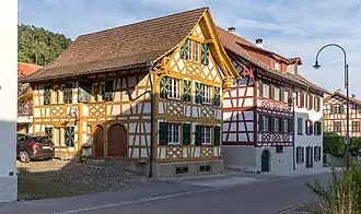 Riegelhäuser Kellhofstrasse 8, 4 und andere