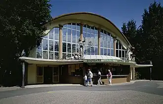 Eingangsbereich der Rivierahalle