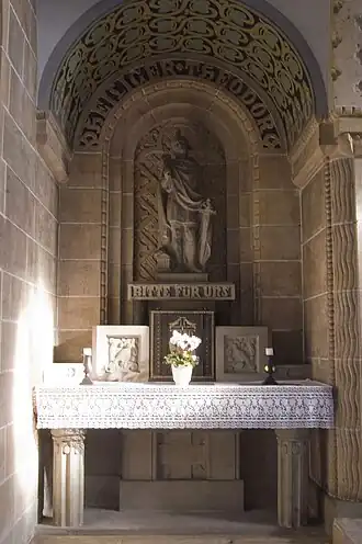 Seitenaltar Evangelienseite (links)