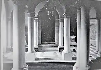 Bildarchiv ÖNB, Säulenhalle