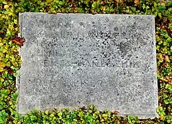 Rut Keiser (1897–1968) Historikerin, Lehrerin, Frauenrechtlerin. Emil Keiser-Handschin (1869–1952), Clara Keiser-Handschin (1863–1951). Grab Friedhof am Hörnli, Basel.