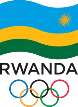 Wehende Fahne Ruandas mit den fünf olympischen Ringen darunter. Dazwischen steht in Großbuchstaben RWANDA.