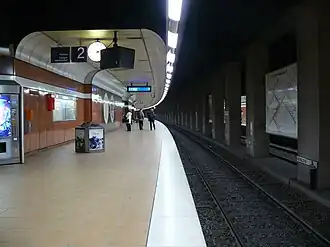 Bahnsteigebene, Gleis 2