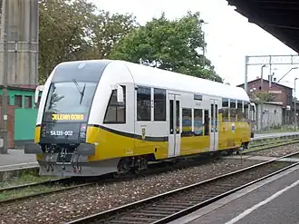 SA135-002 im Bahnhof Zielona Góra