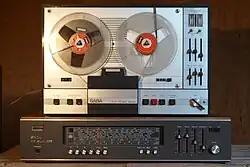 HiFi-Anlage von 1971: Receiver Studio 8035 und Vierspur-Tonbandgerät TG 543[12]