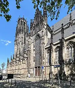 Salvatorkirche von Südosten