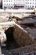 Römische Mauerreste unter dem heutigen Residenzplatz. Ausgrabungsarbeiten 2008