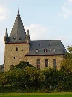 St.-Michaelis-Kirche in Oberkleen, von Süden