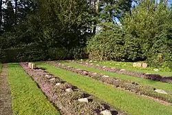 55 Kriegsgräber auf dem Südfriedhof