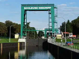 Schleuse Niegripp, elbseitig
