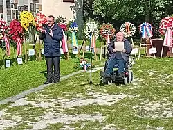 Volker Schönwiese 2023 bei einer Gedenkfeier in Schloss Hartheim